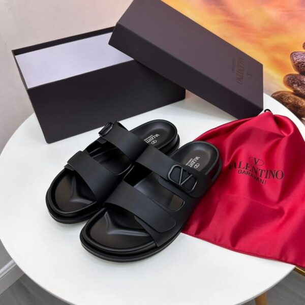 Valentino garavani leather slippers