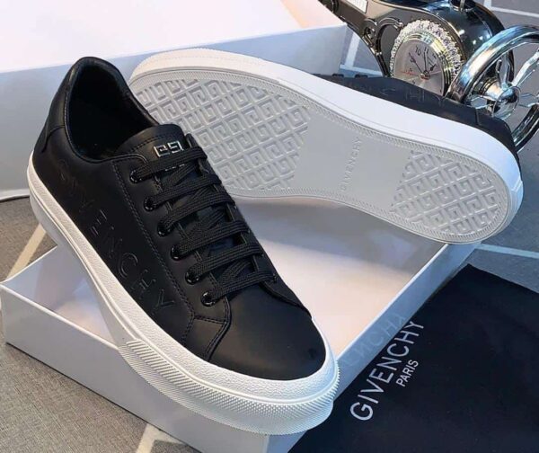 G.V high quality designers sneakers