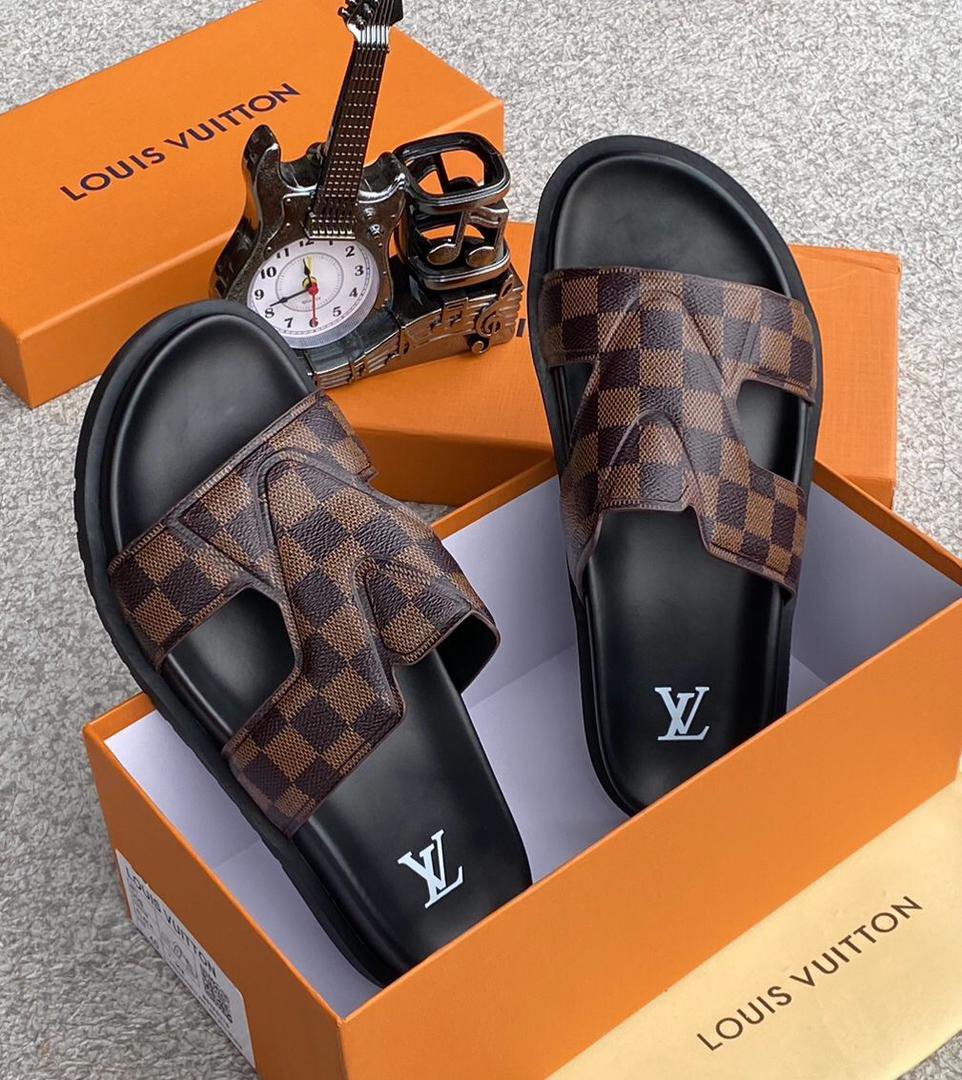 L.V high quality designer slippers