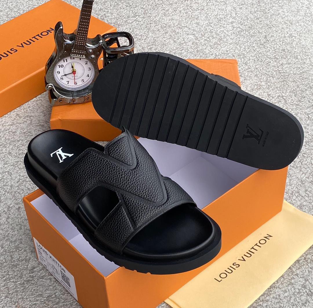 L.V high quality designer slippers