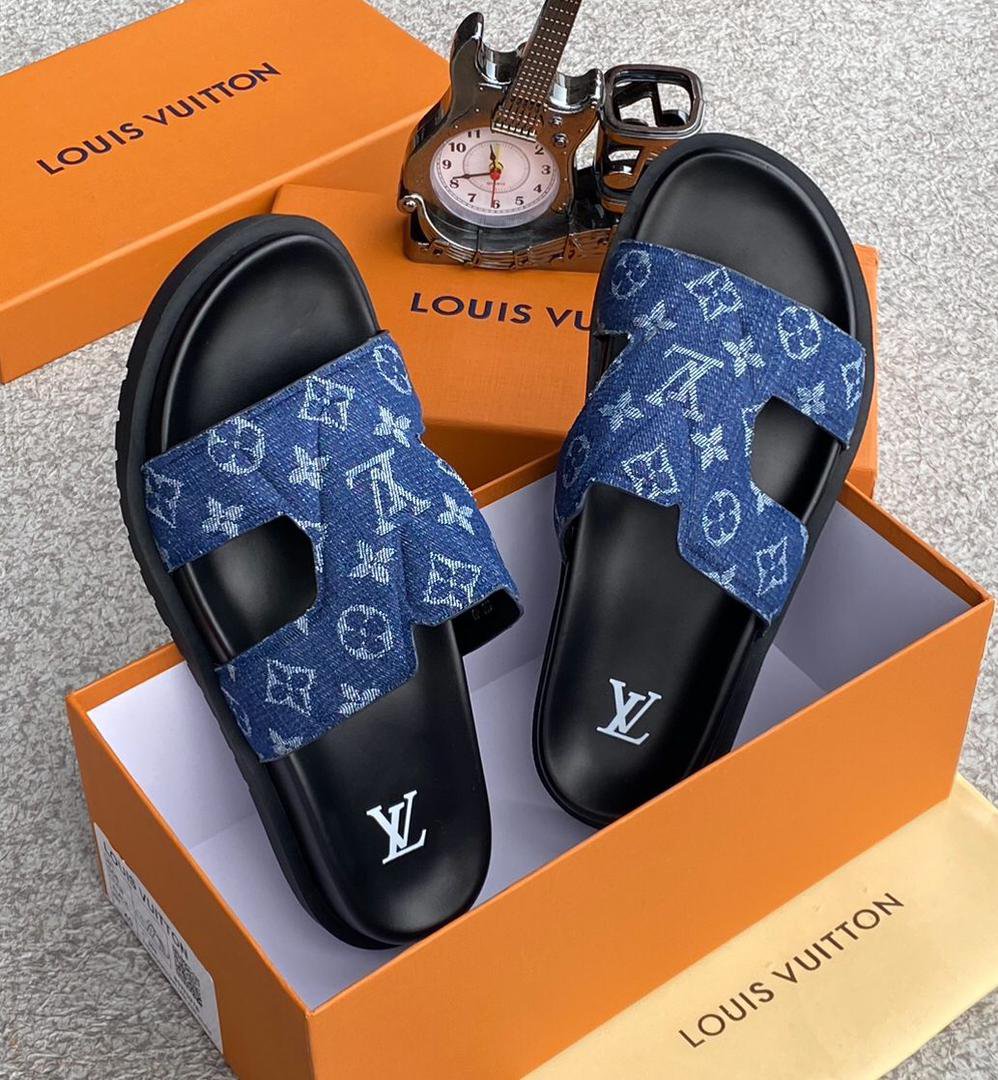 L.V high quality designer slippers