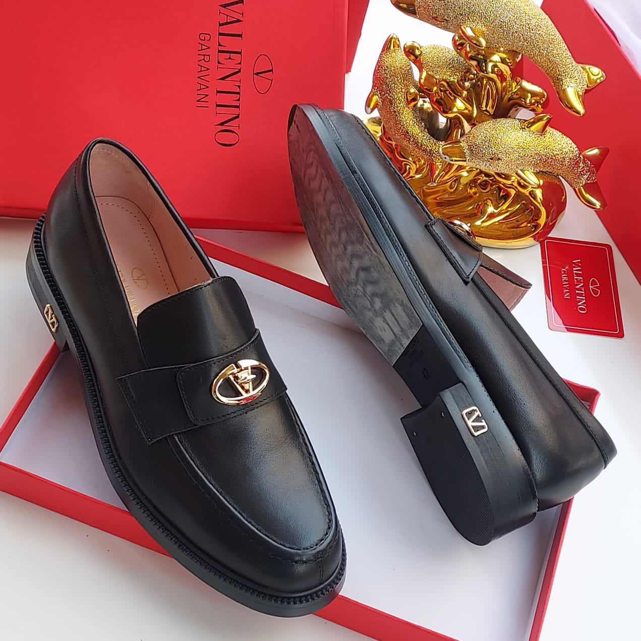 V.T high quality designer Shoes