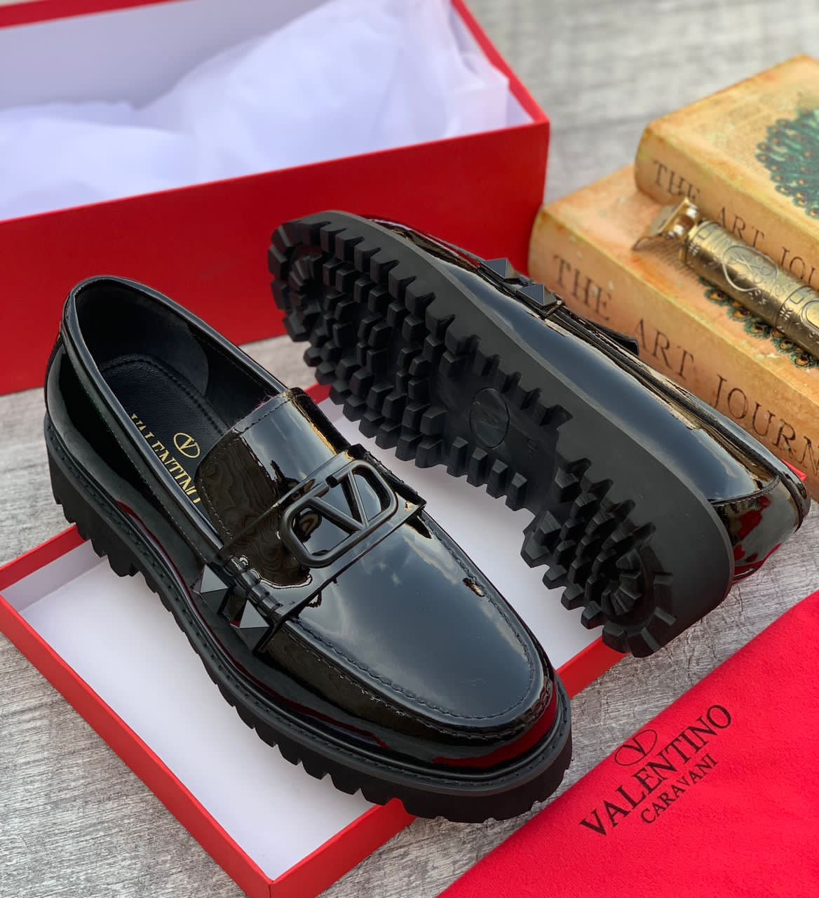 V.T high quality designer Shoes