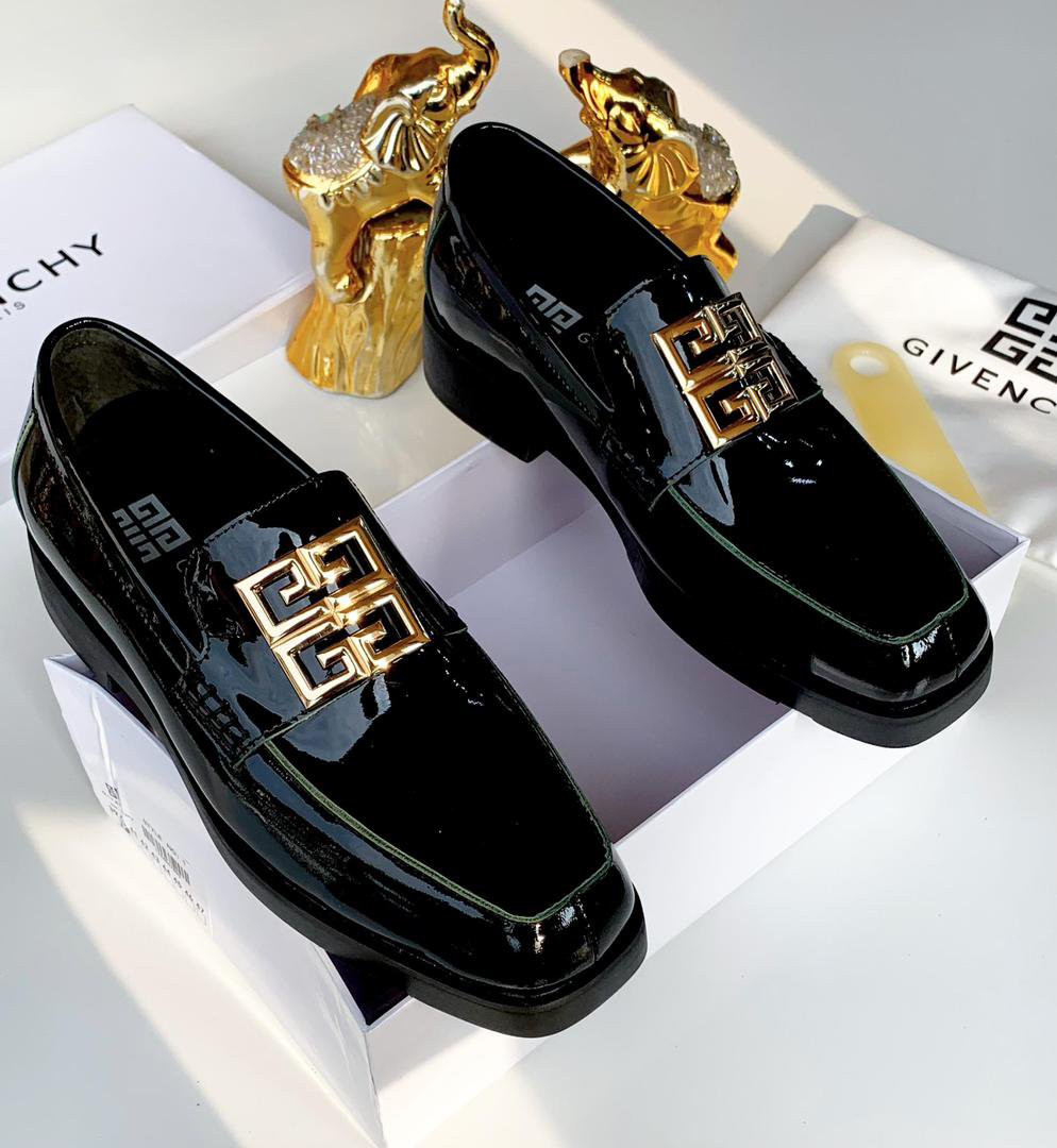 G.V high quality designer Shoes