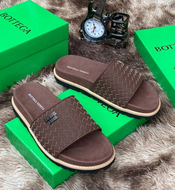 B.T high quality designer slippers