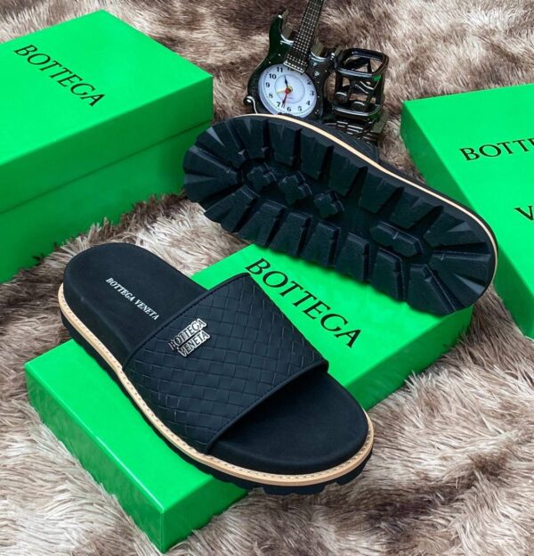 B.T high quality designer slippers