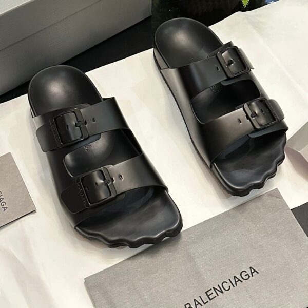 N.k high quality designer slippers