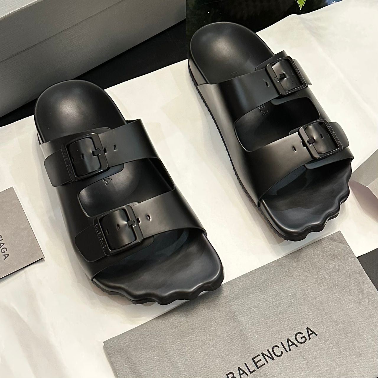 N.k high quality designer slippers