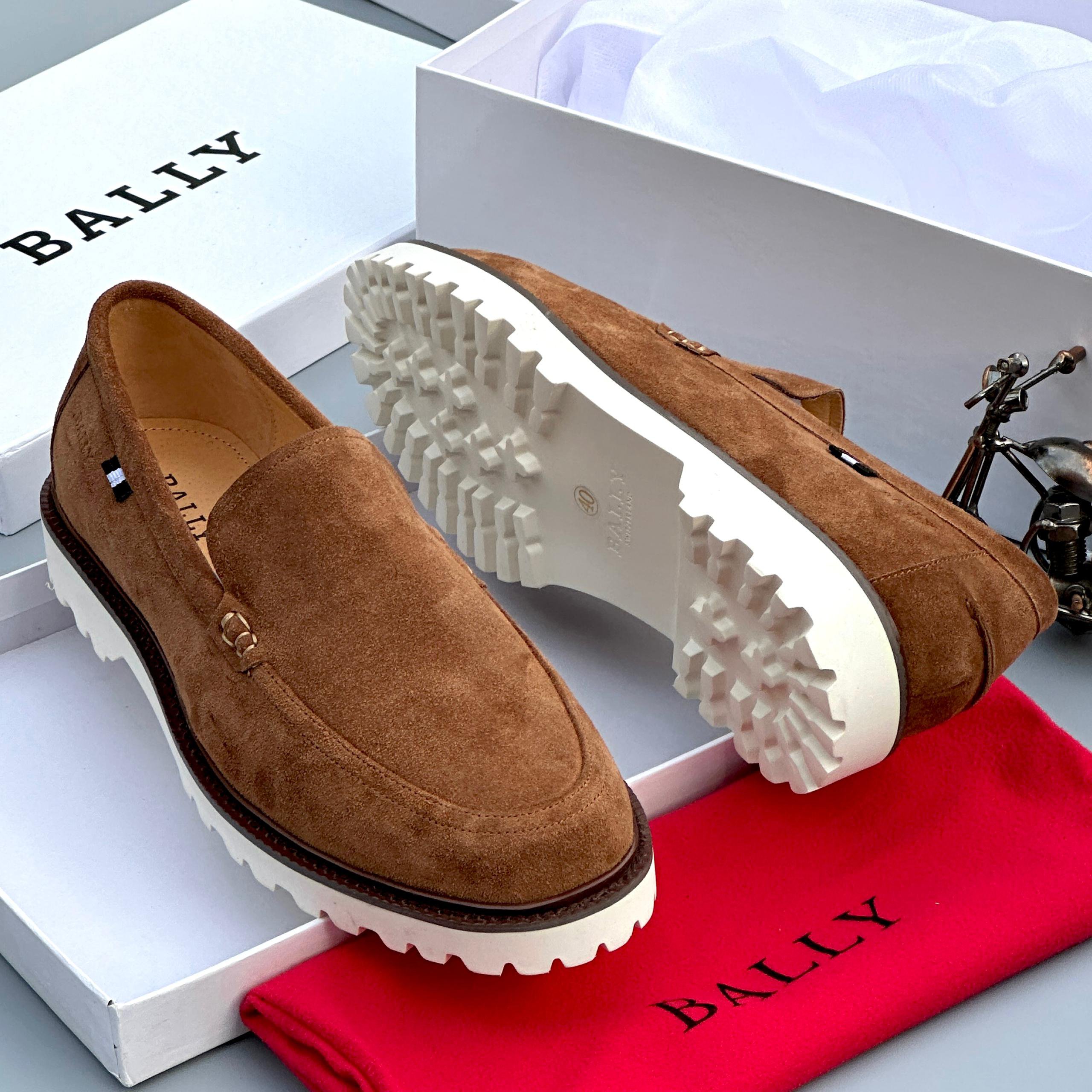 B.L high quality designer Shoes