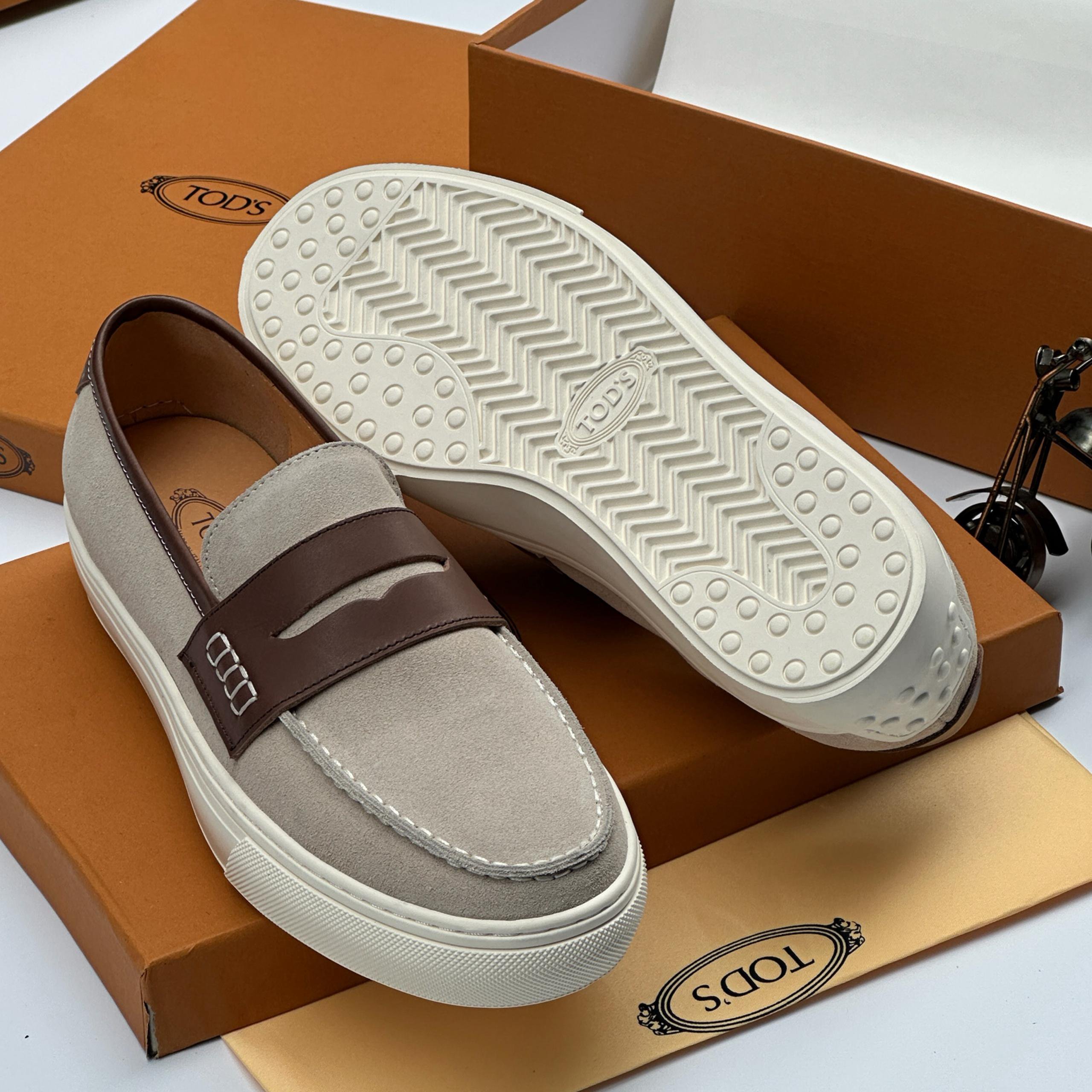 T.D high quality designer Shoes