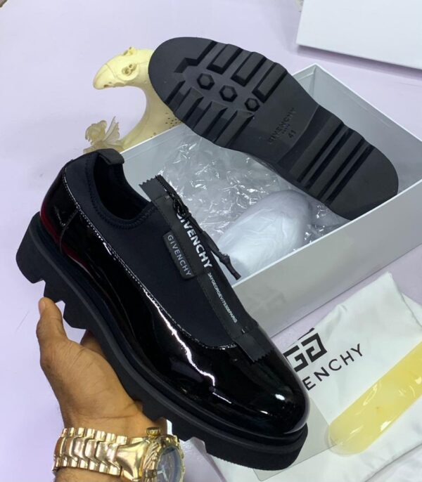 G.V high quality designer sneakers - Image 2