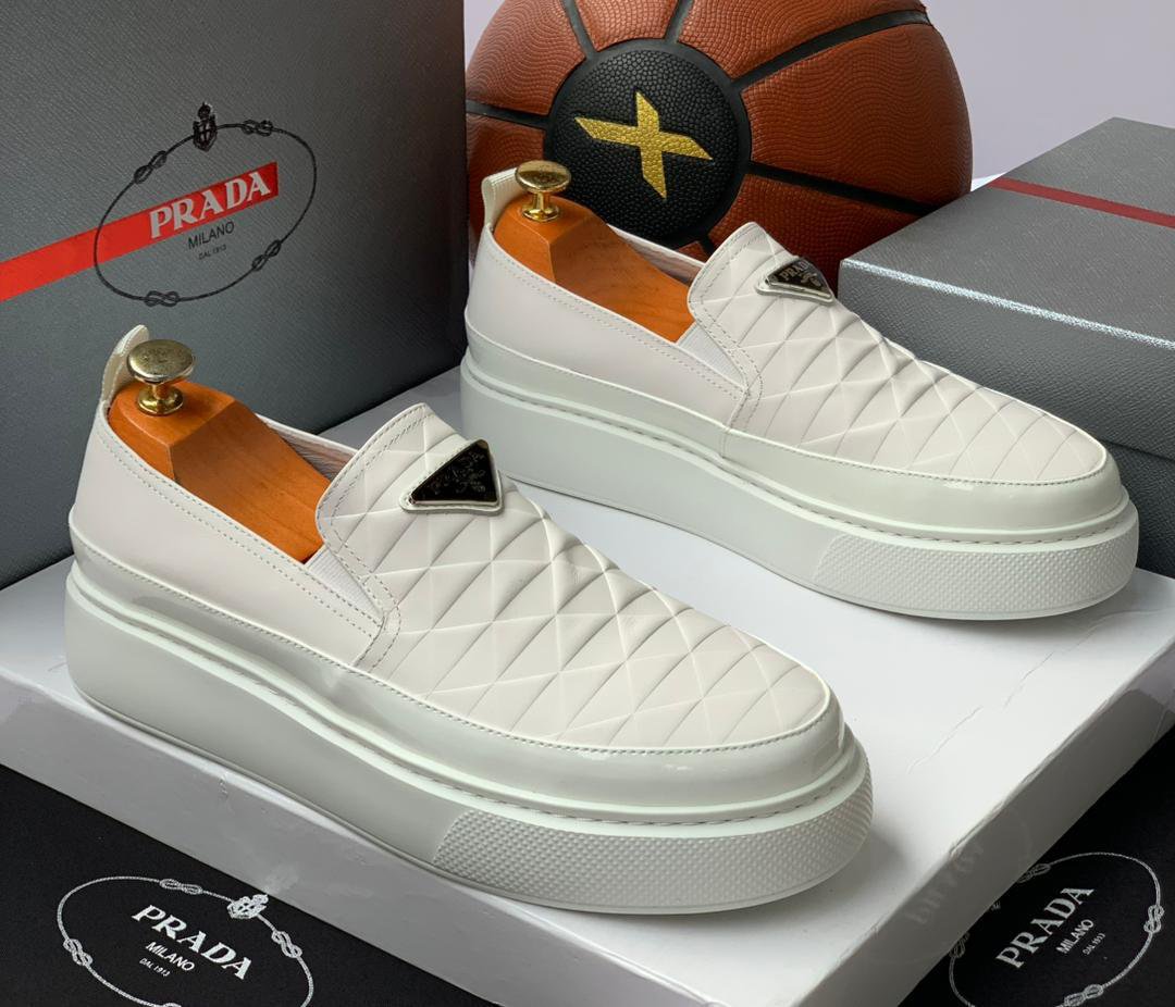 P.D high quality designer Shoe