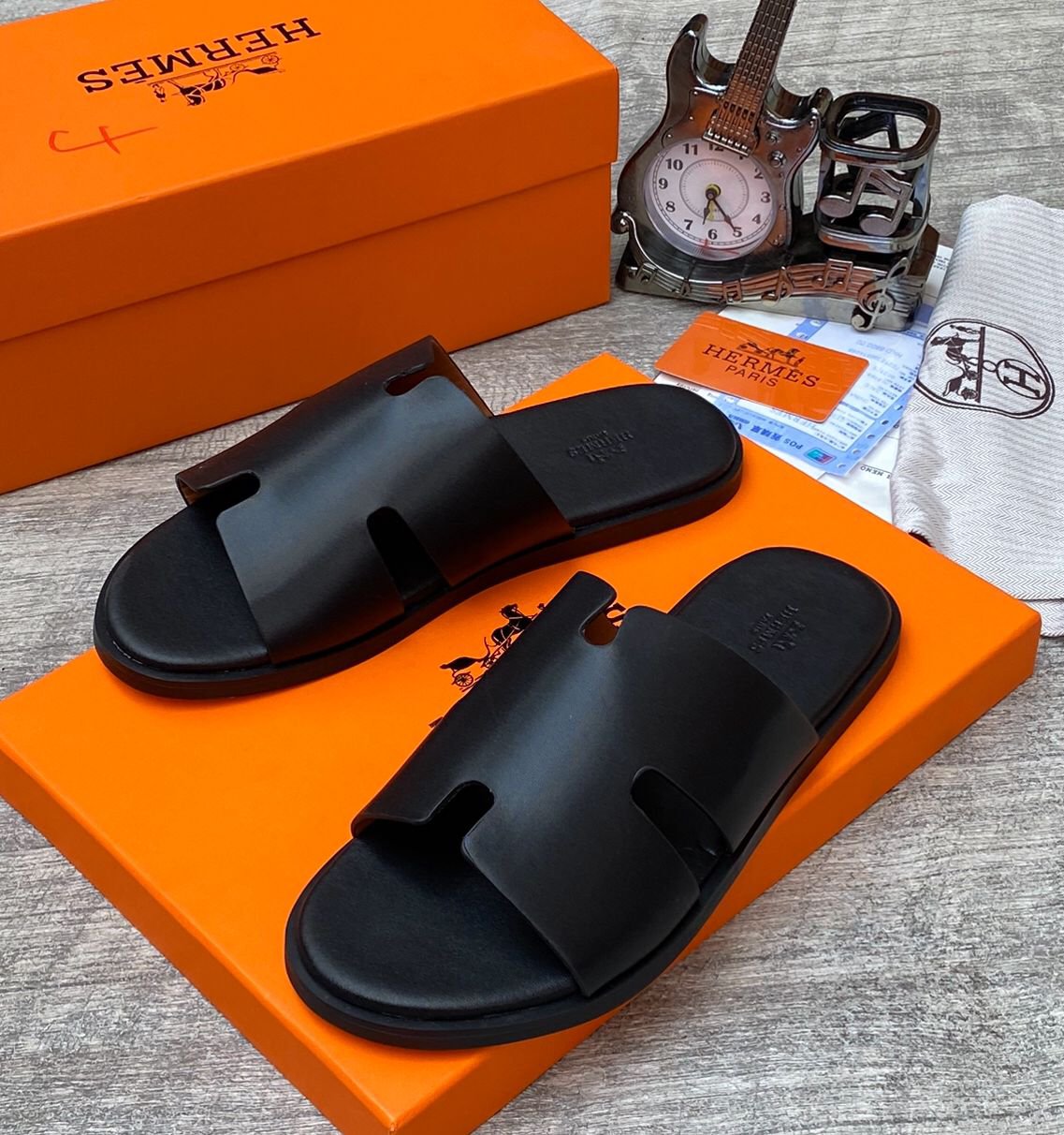 H.M high quality designer slippers