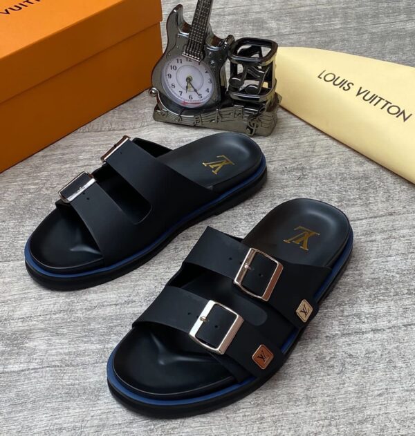 L.V high quality designer slippers - Image 2
