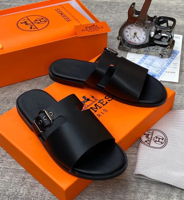 H.M high quality designer slippers - Image 2
