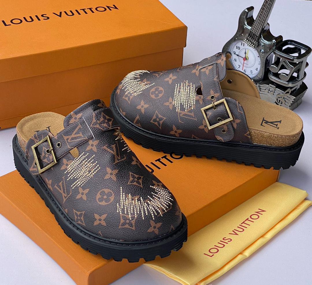 L.v high quality designer half shoe