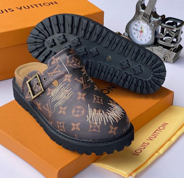 L.v high quality designer half shoe - Image 2