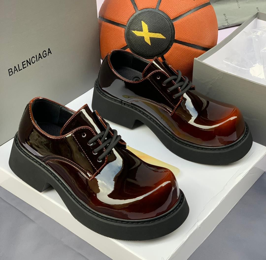 B.L high quality designer Shoe