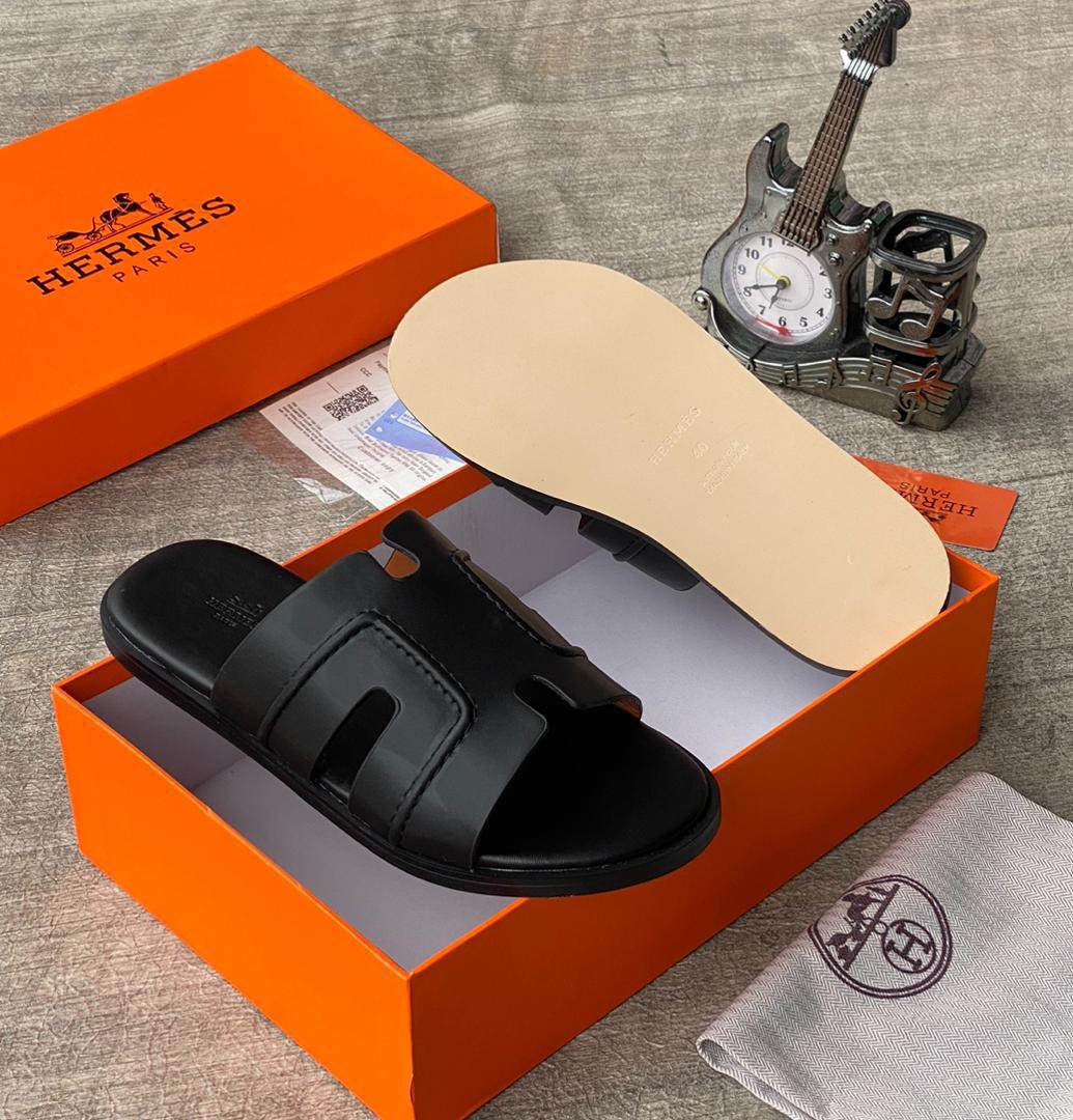 H.M high quality designer slippers