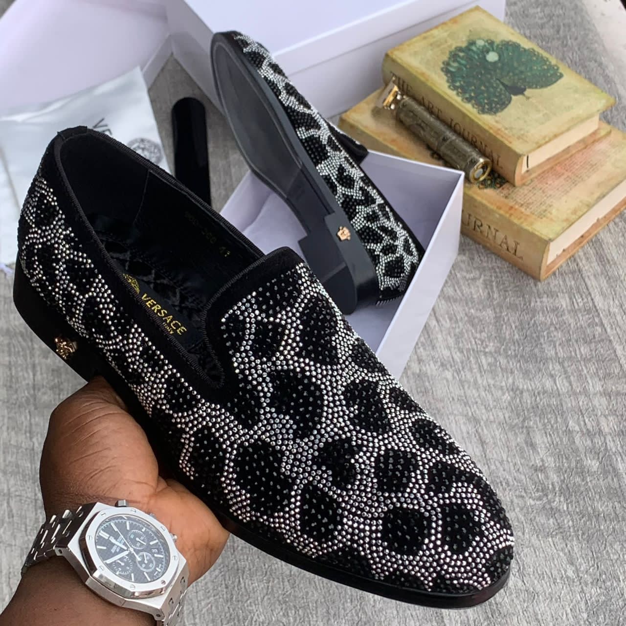 V.S high quality designer shoe