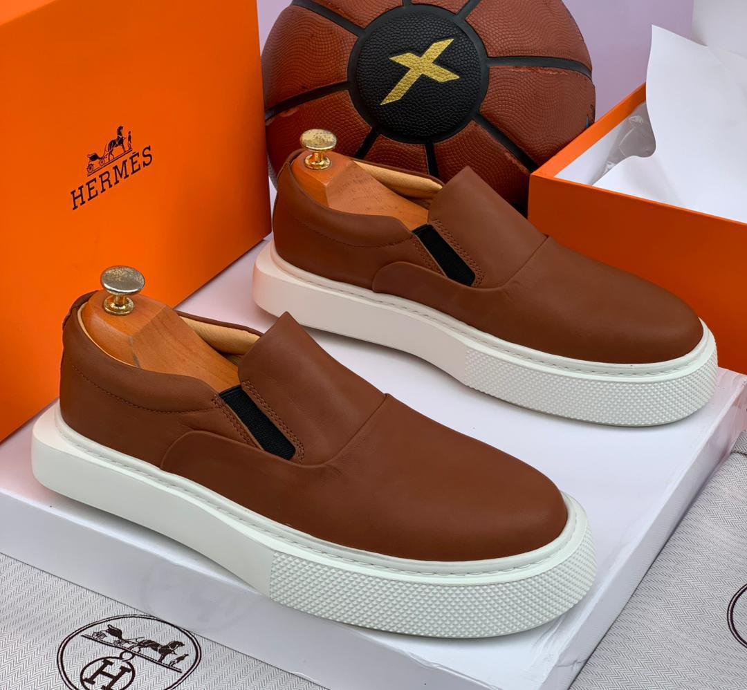 H.M high quality designer sneakers