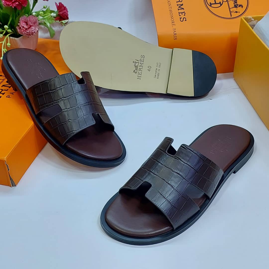 H.M high quality designer slippers