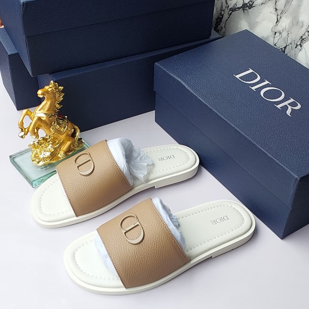 D.R high quality designer slippers