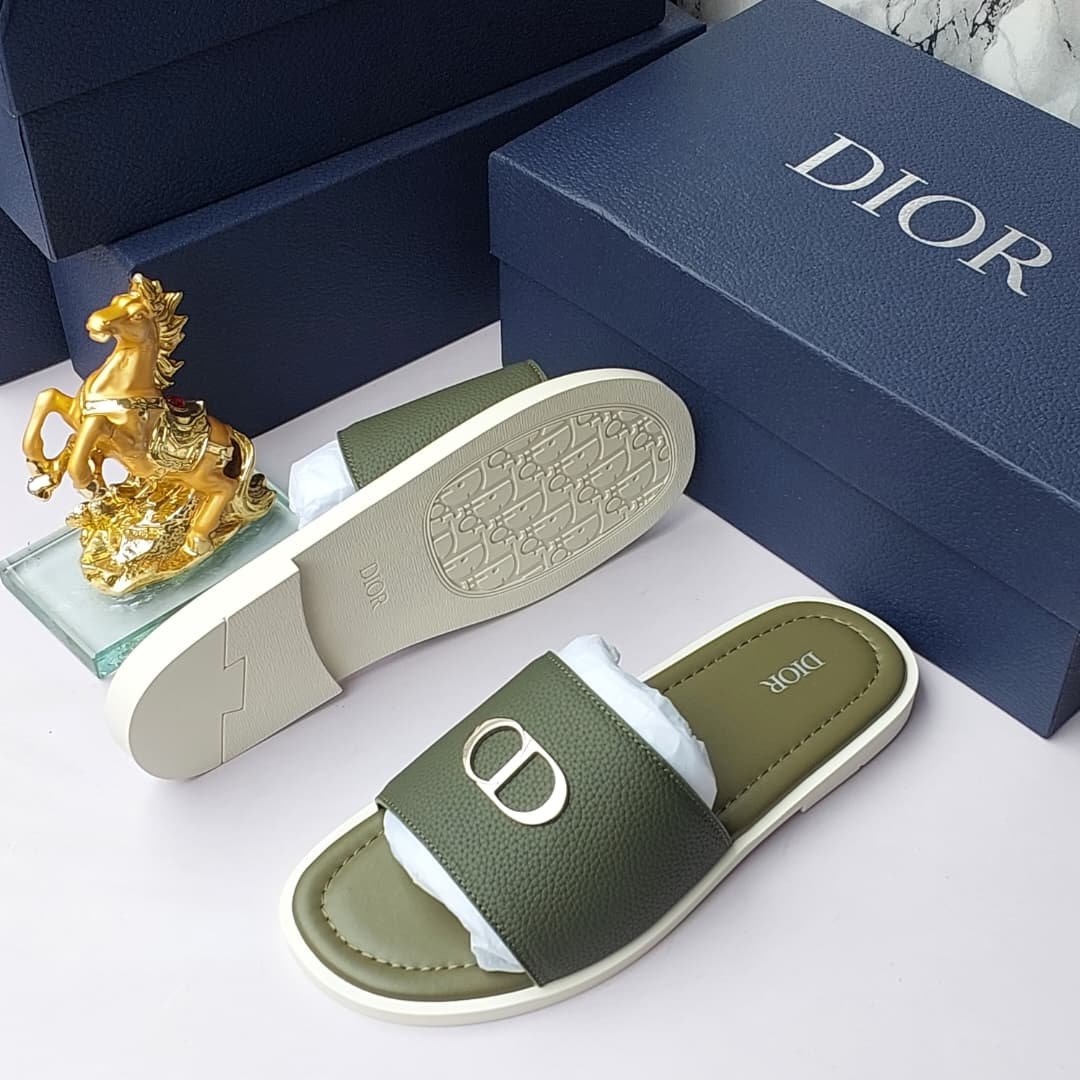 D.R high quality designer slippers