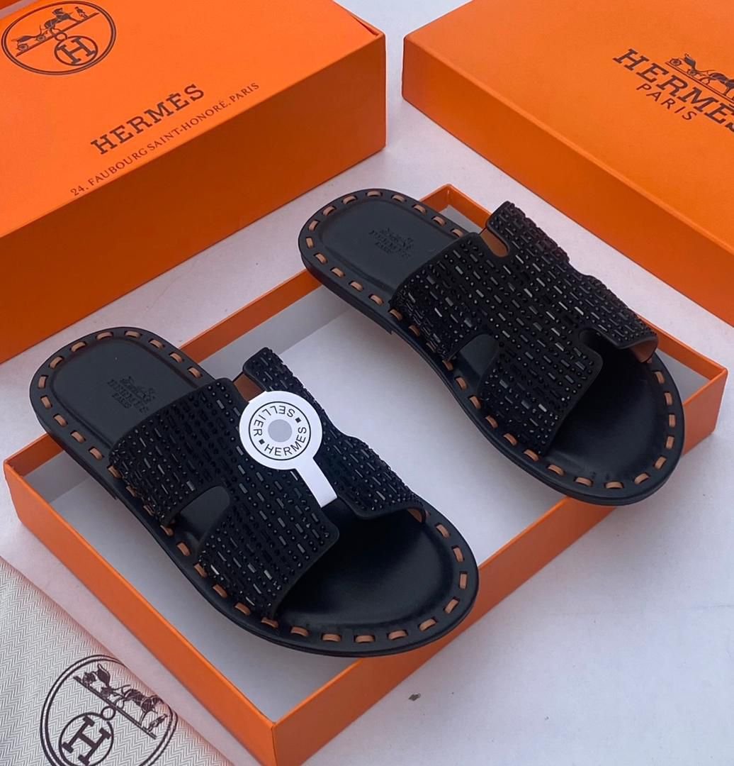 H.M high quality designer slippers