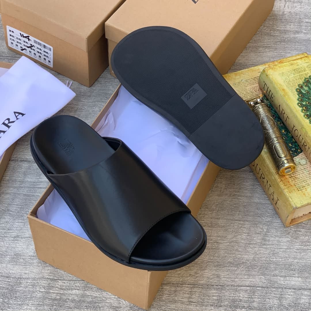 Z.R high quality designer slippers