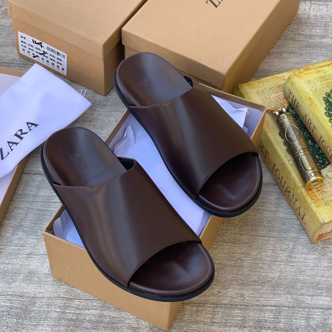 Z.R high quality designer slippers