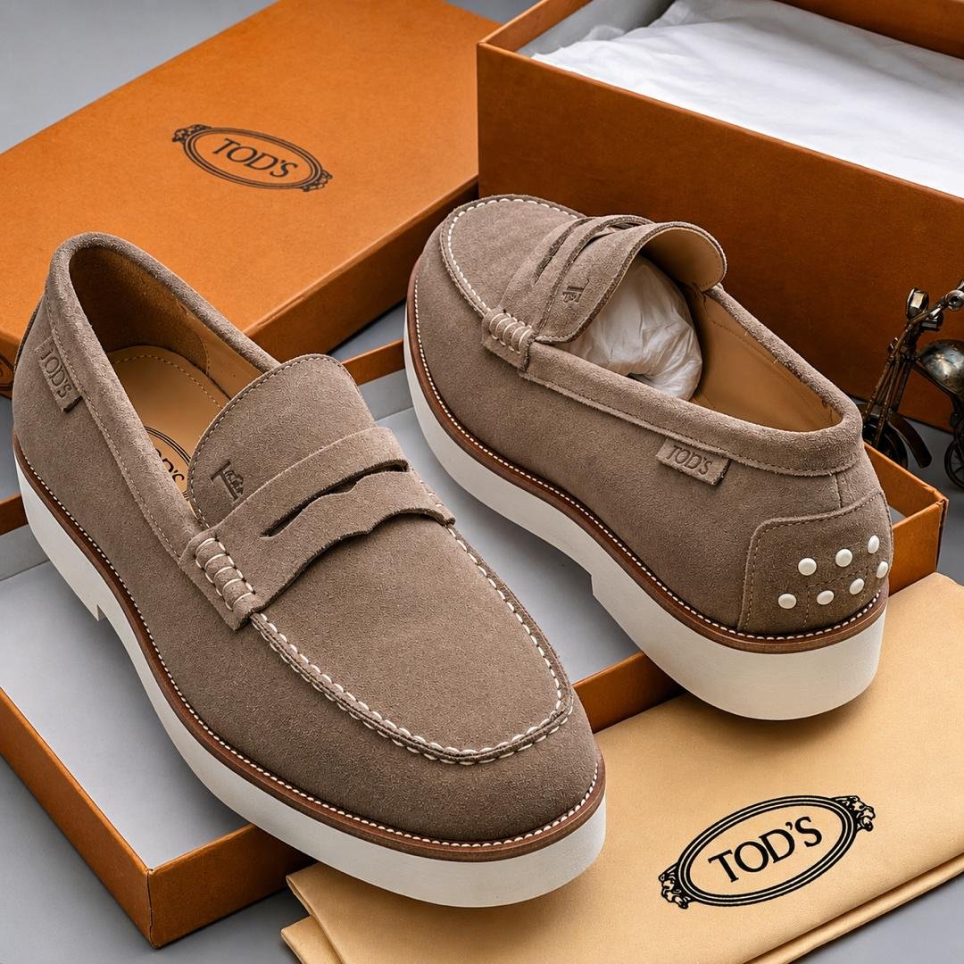 T.D high quality designer shoe